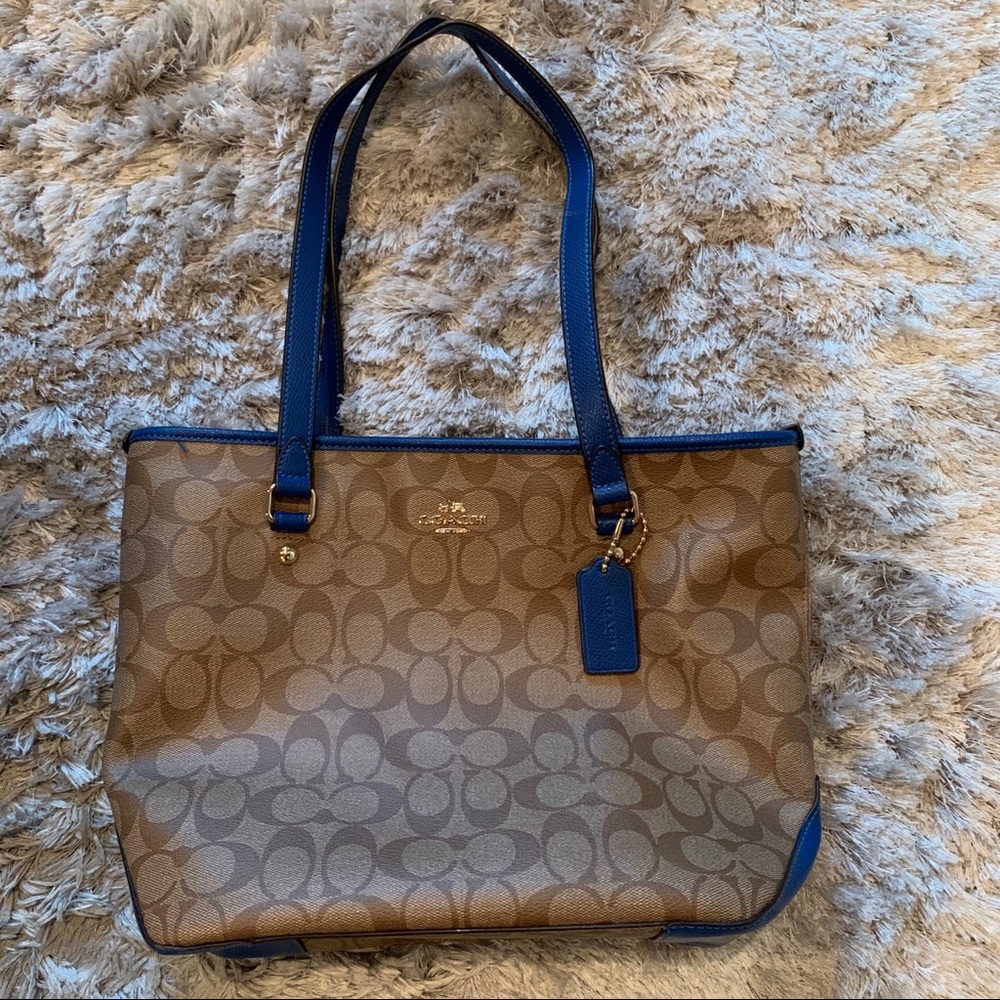 Coach royal blue shoulder bag